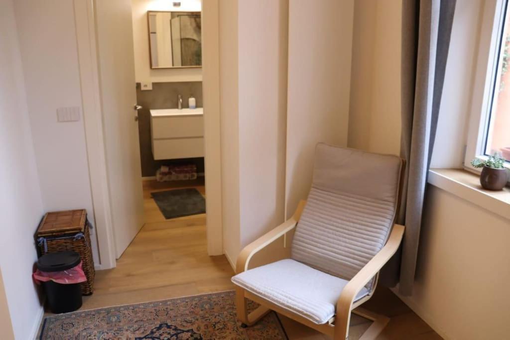 Little Apartment Over The Canal Bologna Buitenkant foto